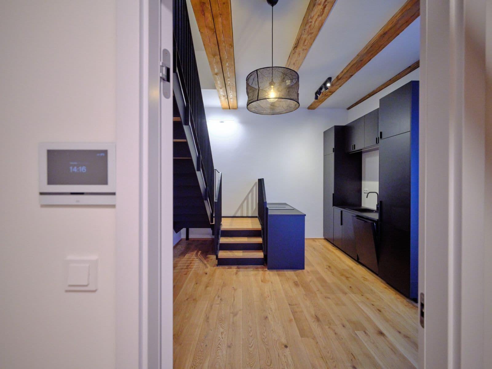 Prenájom bytu 2-izbový 73 m², Bělehradská, Praha, Praha Prenájom bytu 2-izbový 73 m², Bělehradská, Praha, Praha