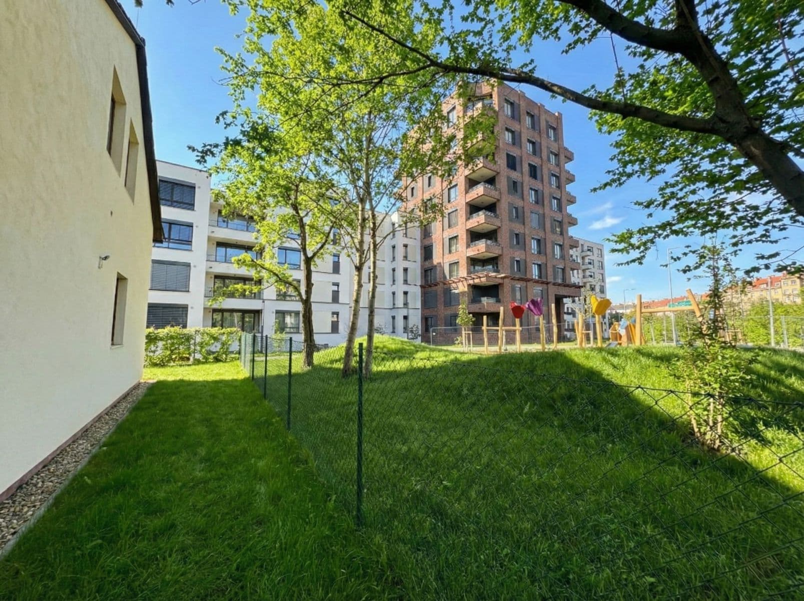 Predaj domu 245 m², pozemek 121 m², Bělehradská, Praha, Praha Predaj domu 245 m², pozemek 121 m², Bělehradská, Praha, Praha