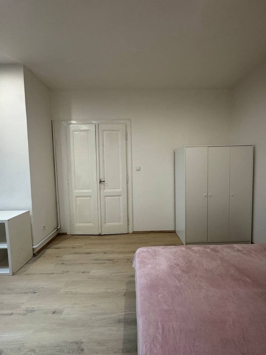 Prenájom bytu 2-izbový 45 m², Jandova, Praha, Praha Prenájom bytu 2-izbový 45 m², Jandova, Praha, Praha
