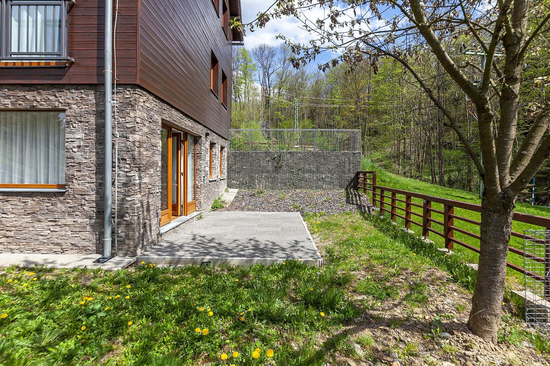 Predaj bytu 3-izbový 74 m², Jablonec nad Jizerou, Liberecký kraj Predaj bytu 3-izbový 74 m², Jablonec nad Jizerou, Liberecký kraj