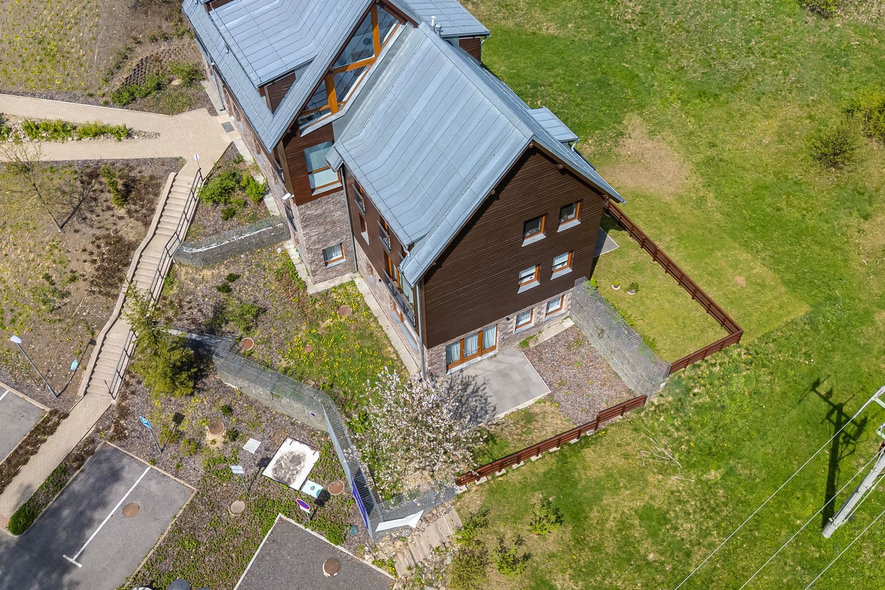 Predaj bytu 3-izbový 74 m², Jablonec nad Jizerou, Liberecký kraj Predaj bytu 3-izbový 74 m², Jablonec nad Jizerou, Liberecký kraj