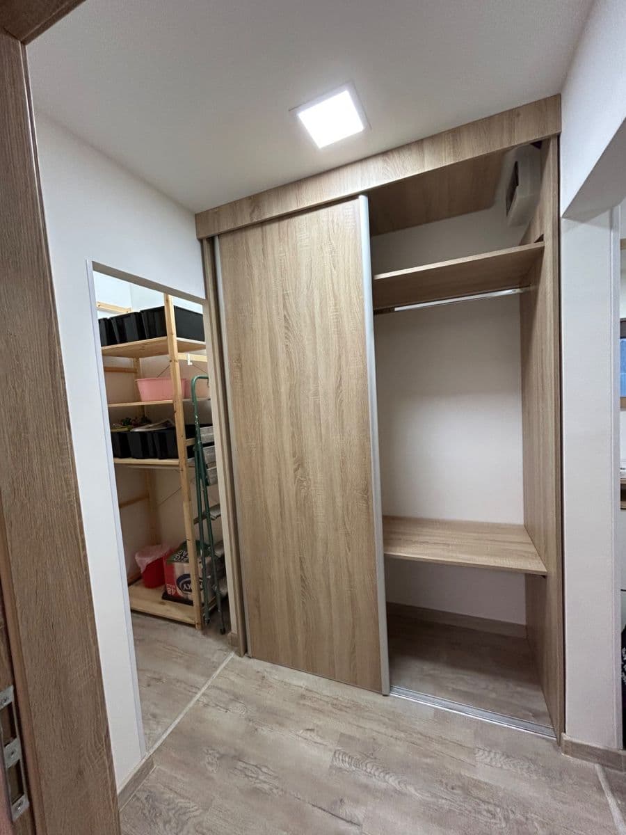 Prenájom bytu 2-izbový 42 m², Rabasova, Ústí nad Labem, Ústecký kraj Prenájom bytu 2-izbový 42 m², Rabasova, Ústí nad Labem, Ústecký kraj