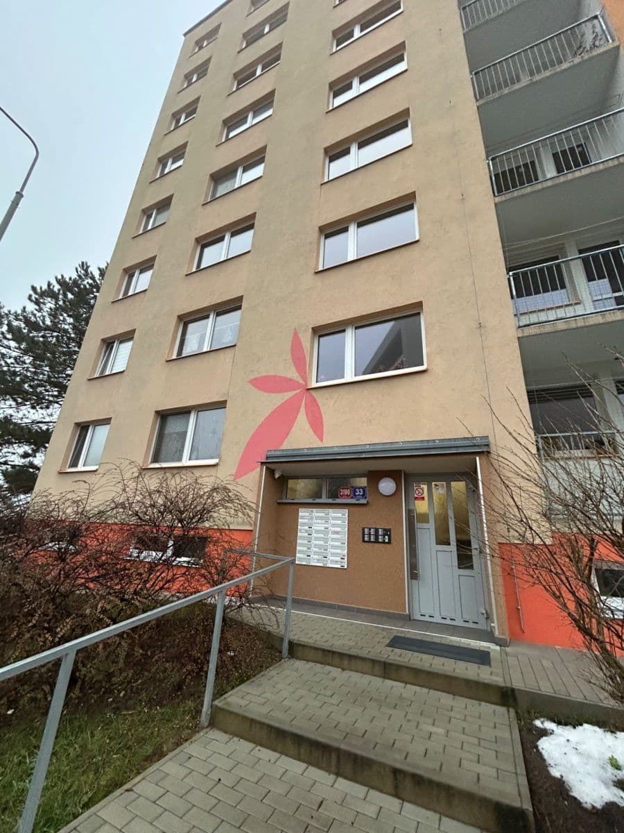 Prenájom bytu 2-izbový 42 m², Rabasova, Ústí nad Labem, Ústecký kraj Prenájom bytu 2-izbový 42 m², Rabasova, Ústí nad Labem, Ústecký kraj