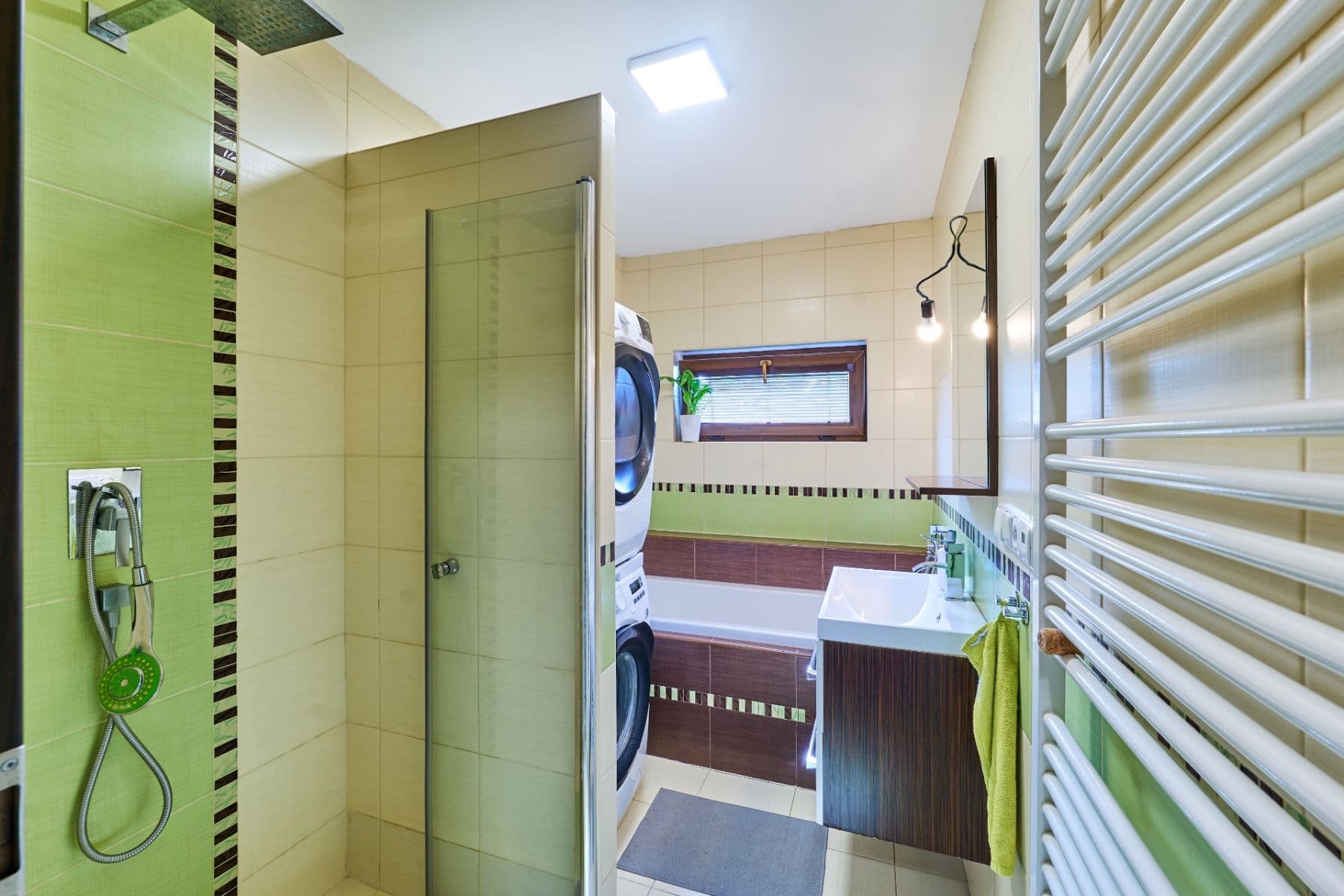 Predaj domu 185 m², pozemek 458 m², Švermova, Chrudim, Pardubický kraj Predaj domu 185 m², pozemek 458 m², Švermova, Chrudim, Pardubický kraj