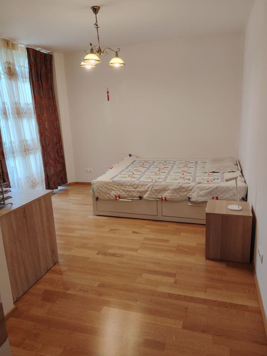 Prenájom bytu 3-izbový 94 m², Malešická, Praha, Praha Prenájom bytu 3-izbový 94 m², Malešická, Praha, Praha