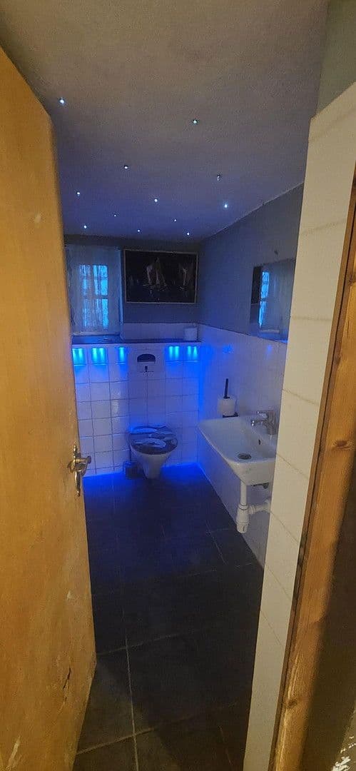 Prenájom domu 197 m², pozemek 390 m², Emmerthal, Dolné Sasko Prenájom domu 197 m², pozemek 390 m², Emmerthal, Dolné Sasko