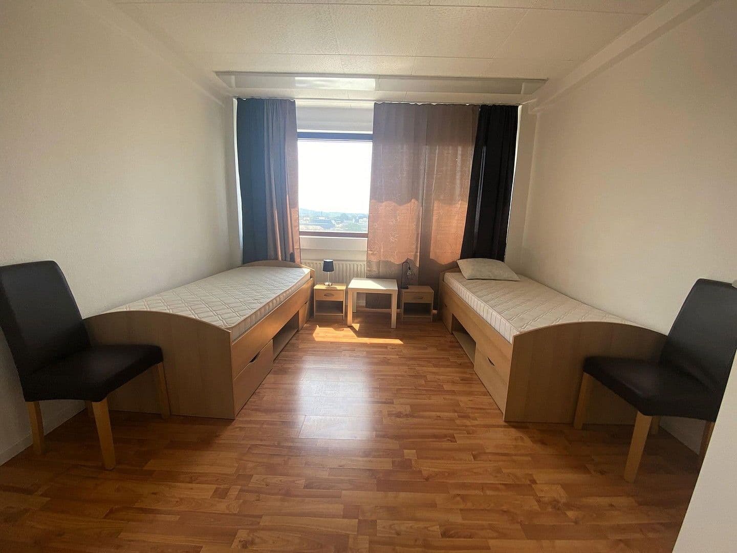 Prenájom bytu 4-izbový 102 m², Allee 40, Heilbronn, Bádensko-Wurttembersko Prenájom bytu 4-izbový 102 m², Allee 40, Heilbronn, Bádensko-Wurttembersko