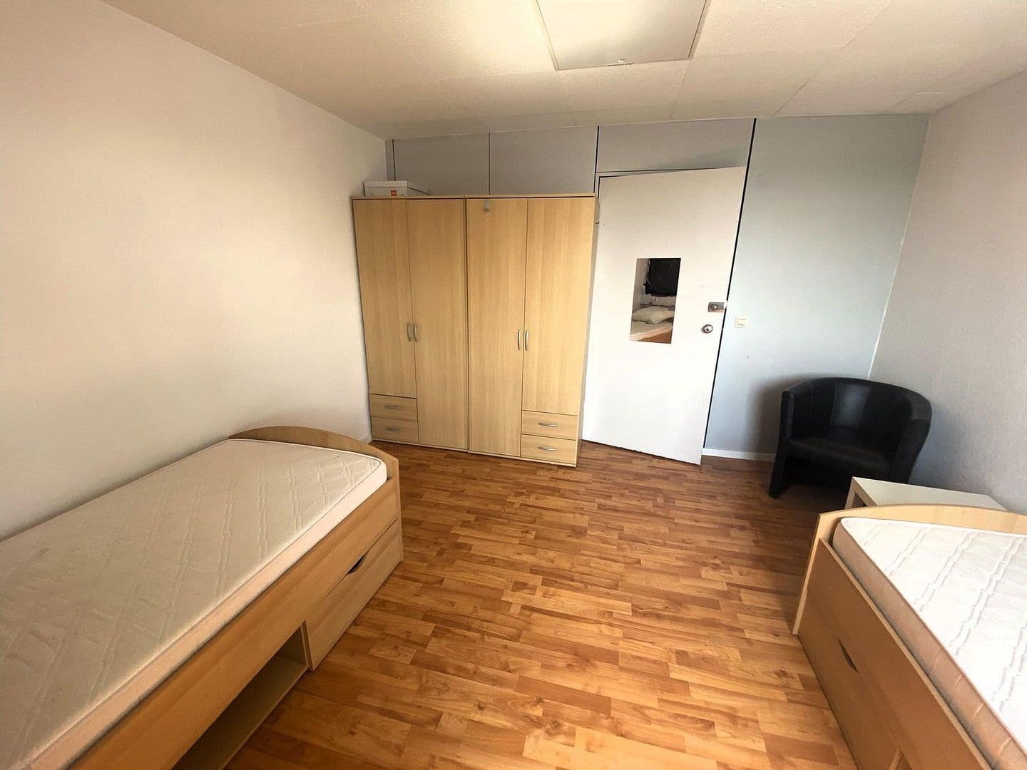 Prenájom bytu 4-izbový 102 m², Allee 40, Heilbronn, Bádensko-Wurttembersko Prenájom bytu 4-izbový 102 m², Allee 40, Heilbronn, Bádensko-Wurttembersko