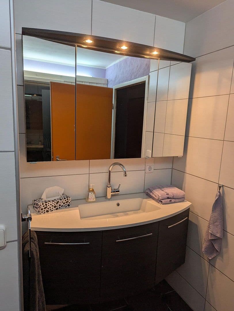 Predaj domu 229 m², pozemek 665 m², Ebermannstadt, Bavorsko Predaj domu 229 m², pozemek 665 m², Ebermannstadt, Bavorsko