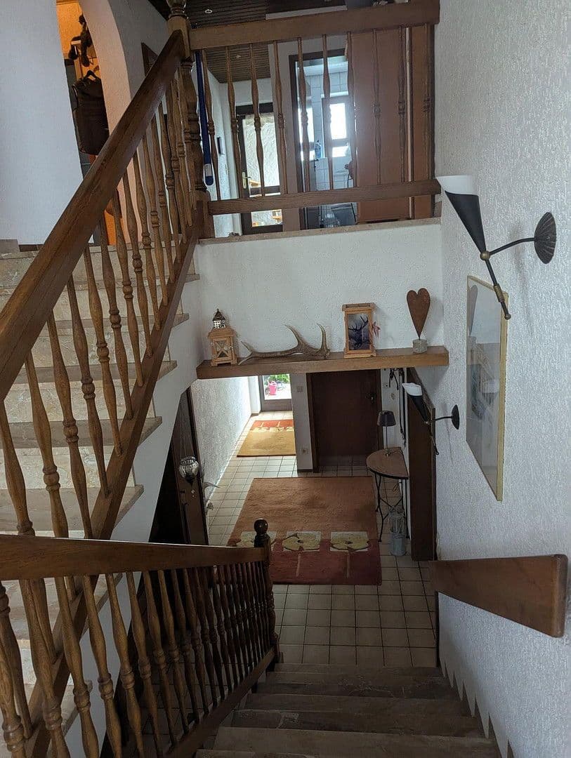 Predaj domu 229 m², pozemek 665 m², Ebermannstadt, Bavorsko Predaj domu 229 m², pozemek 665 m², Ebermannstadt, Bavorsko