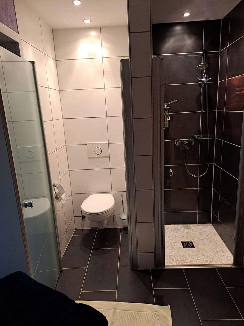 Predaj domu 229 m², pozemek 665 m², Ebermannstadt, Bavorsko Predaj domu 229 m², pozemek 665 m², Ebermannstadt, Bavorsko