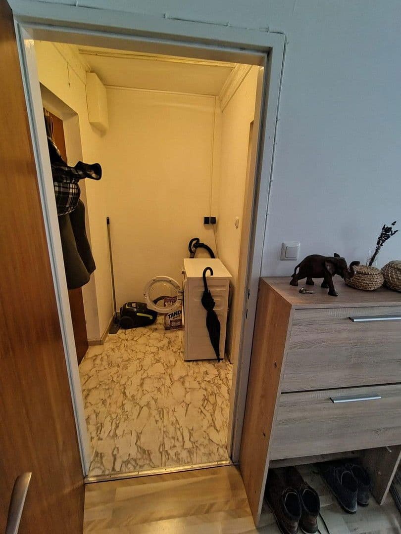 Prenájom bytu 1-izbový 35 m², Panikengasse, Wien, Viedeň Prenájom bytu 1-izbový 35 m², Panikengasse, Wien, Viedeň