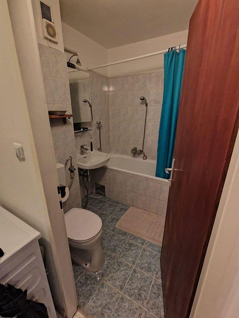 Prenájom bytu 1-izbový 35 m², Panikengasse, Wien, Viedeň Prenájom bytu 1-izbový 35 m², Panikengasse, Wien, Viedeň