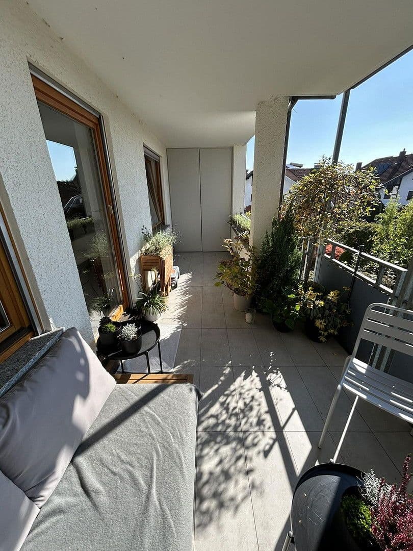 Predaj bytu 4-izbový 112 m², Friedrichshafen, Bádensko-Wurttembersko Predaj bytu 4-izbový 112 m², Friedrichshafen, Bádensko-Wurttembersko