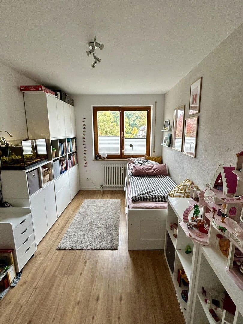 Predaj bytu 4-izbový 112 m², Friedrichshafen, Bádensko-Wurttembersko Predaj bytu 4-izbový 112 m², Friedrichshafen, Bádensko-Wurttembersko