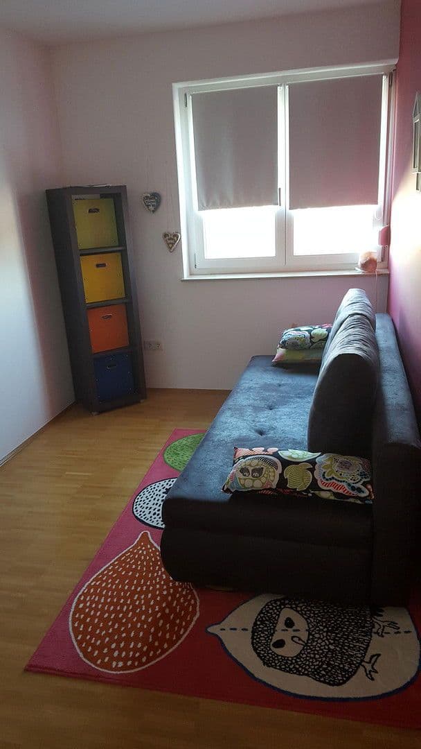 Prenájom bytu 3-izbový 78 m², Brahmsweg 3, Tauberbischofsheim, Bádensko-Wurttembersko Prenájom bytu 3-izbový 78 m², Brahmsweg 3, Tauberbischofsheim, Bádensko-Wurttembersko