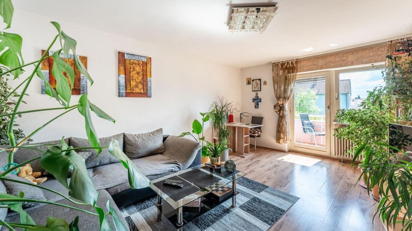 Prenájom bytu 4-izbový 85 m², Alemannenstr. 39, Villingen-Schwenningen, Bádensko-Wurttembersko Prenájom bytu 4-izbový 85 m², Alemannenstr. 39, Villingen-Schwenningen, Bádensko-Wurttembersko