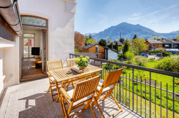 Prenájom bytu 4-izbový 208 m², Bahnhofstr. 98, Brannenburg, Bavorsko Prenájom bytu 4-izbový 208 m², Bahnhofstr. 98, Brannenburg, Bavorsko