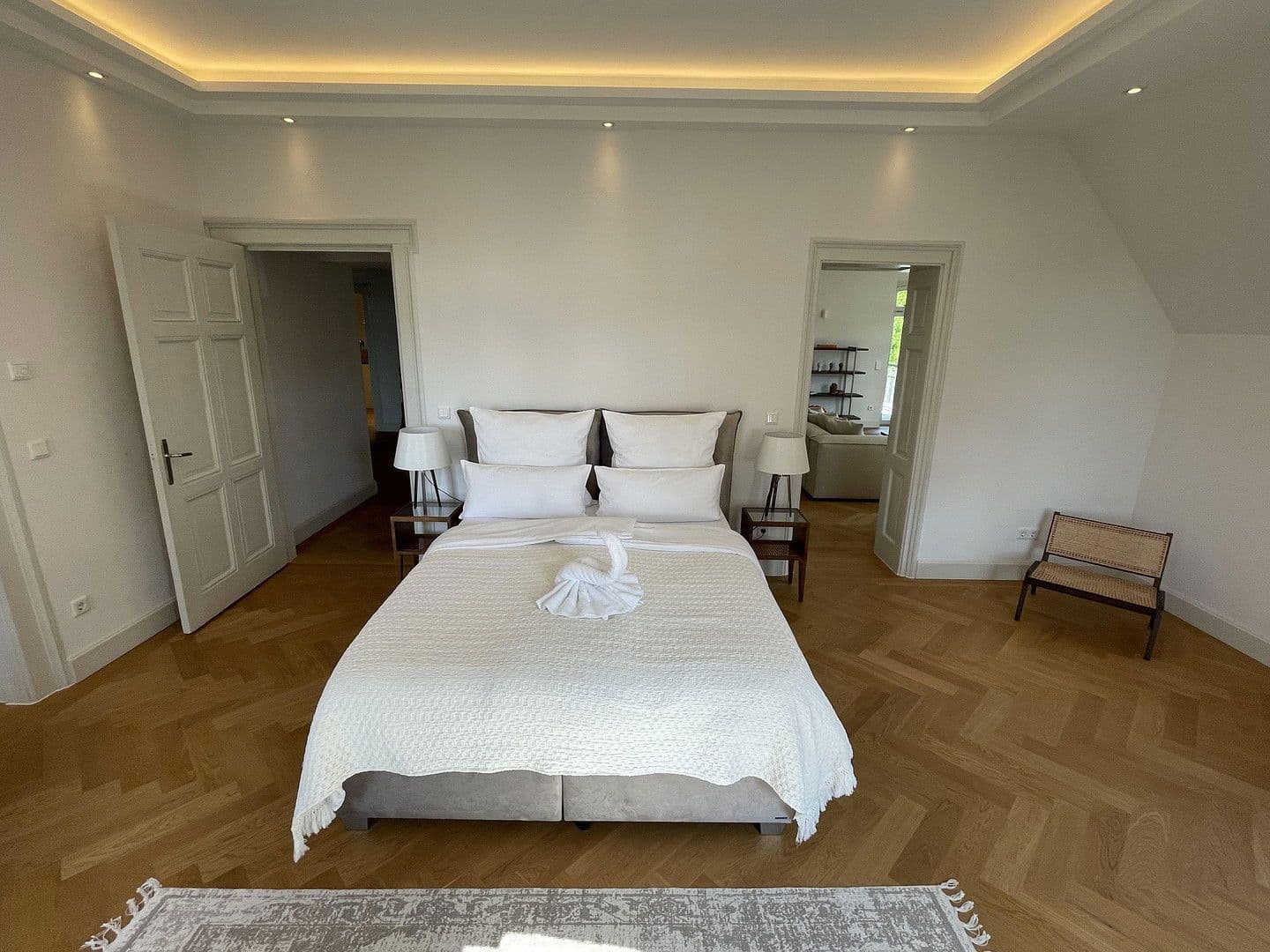 Prenájom bytu 4-izbový 208 m², Bahnhofstr. 98, Brannenburg, Bavorsko Prenájom bytu 4-izbový 208 m², Bahnhofstr. 98, Brannenburg, Bavorsko