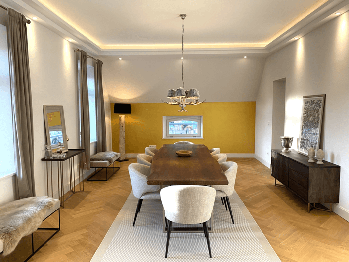 Prenájom bytu 4-izbový 208 m², Bahnhofstr. 98, Brannenburg, Bavorsko Prenájom bytu 4-izbový 208 m², Bahnhofstr. 98, Brannenburg, Bavorsko