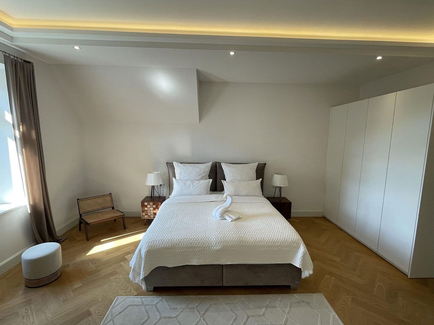 Prenájom bytu 4-izbový 208 m², Bahnhofstr. 98, Brannenburg, Bavorsko Prenájom bytu 4-izbový 208 m², Bahnhofstr. 98, Brannenburg, Bavorsko