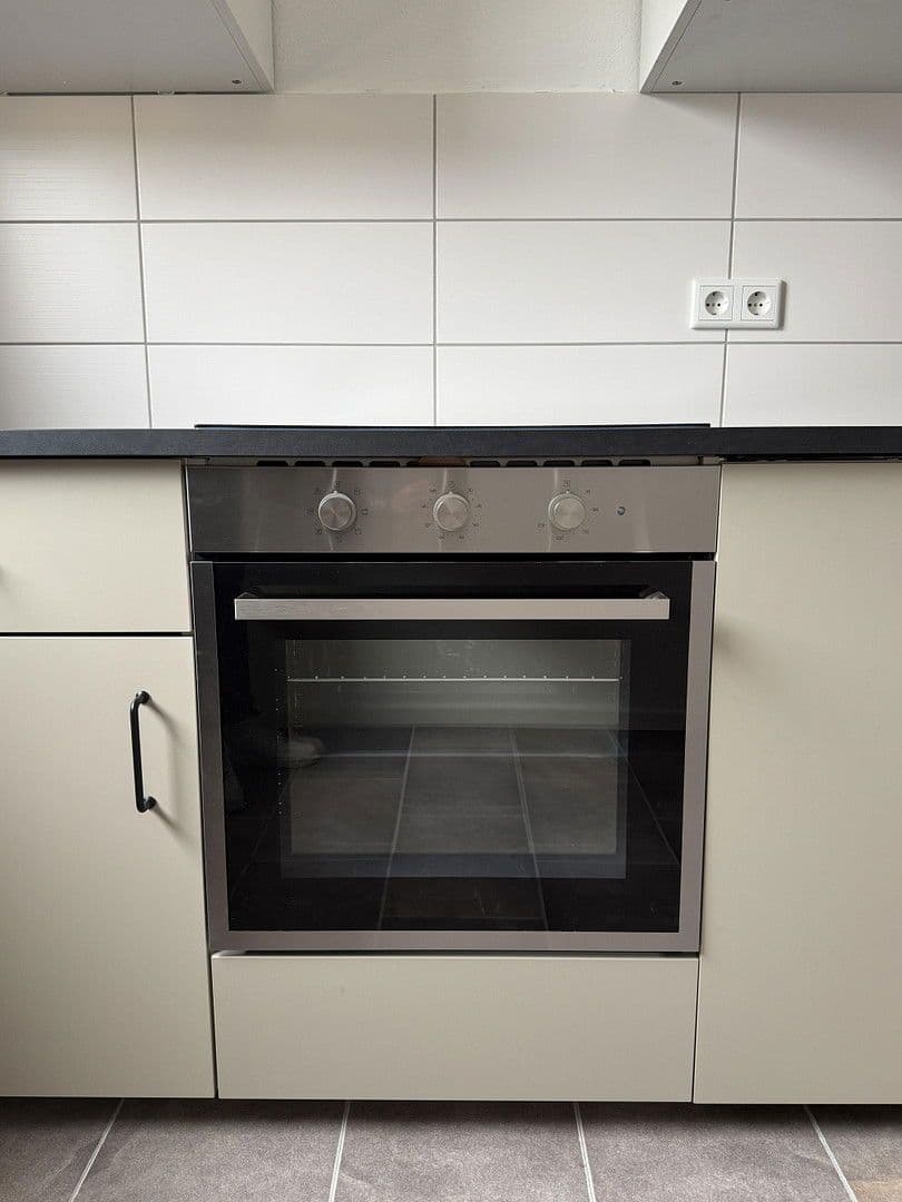 Prenájom bytu 2-izbový 68 m², Holzstraße 51, Fürth, Bavorsko Prenájom bytu 2-izbový 68 m², Holzstraße 51, Fürth, Bavorsko