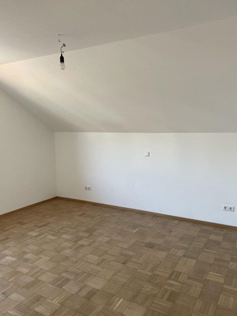 Prenájom bytu 3-izbový 78 m², Amtzell, Bádensko-Wurttembersko Prenájom bytu 3-izbový 78 m², Amtzell, Bádensko-Wurttembersko