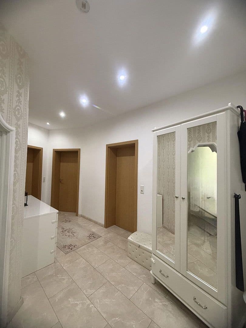 Predaj bytu 3-izbový 80 m², Plinkestr. 6, Hannover, Dolné Sasko Predaj bytu 3-izbový 80 m², Plinkestr. 6, Hannover, Dolné Sasko