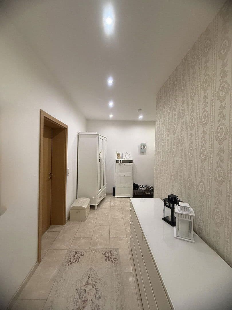 Predaj bytu 3-izbový 80 m², Plinkestr. 6, Hannover, Dolné Sasko Predaj bytu 3-izbový 80 m², Plinkestr. 6, Hannover, Dolné Sasko