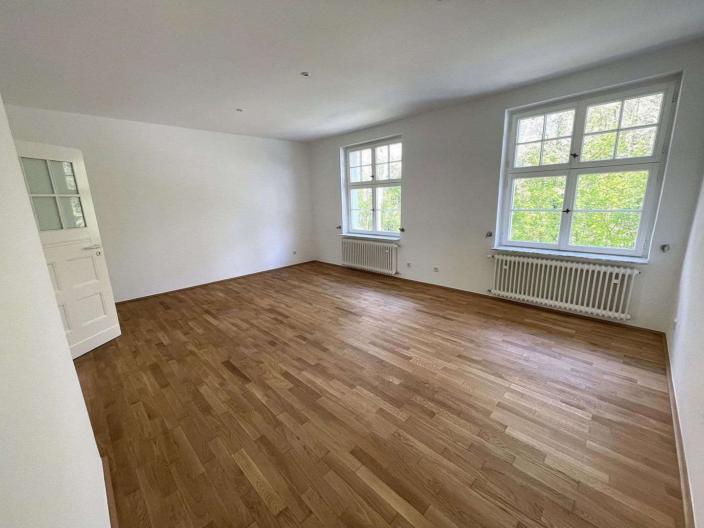 Prenájom bytu 5-izbový 218 m², Berthastraße 6, Bochum, Severné Porýnie - Westfálsko Prenájom bytu 5-izbový 218 m², Berthastraße 6, Bochum, Severné Porýnie - Westfálsko