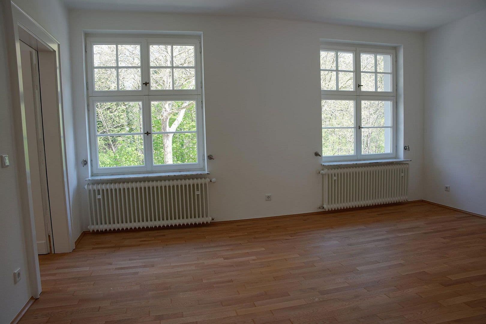 Prenájom bytu 5-izbový 218 m², Berthastraße 6, Bochum, Severné Porýnie - Westfálsko Prenájom bytu 5-izbový 218 m², Berthastraße 6, Bochum, Severné Porýnie - Westfálsko