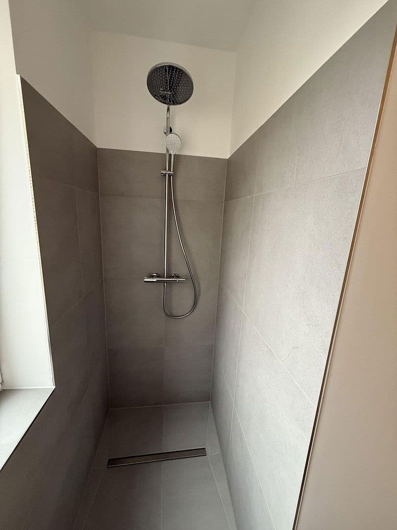 Prenájom bytu 3-izbový 81 m², Nauheimer Straße 29, Berlin, Berlín Prenájom bytu 3-izbový 81 m², Nauheimer Straße 29, Berlin, Berlín