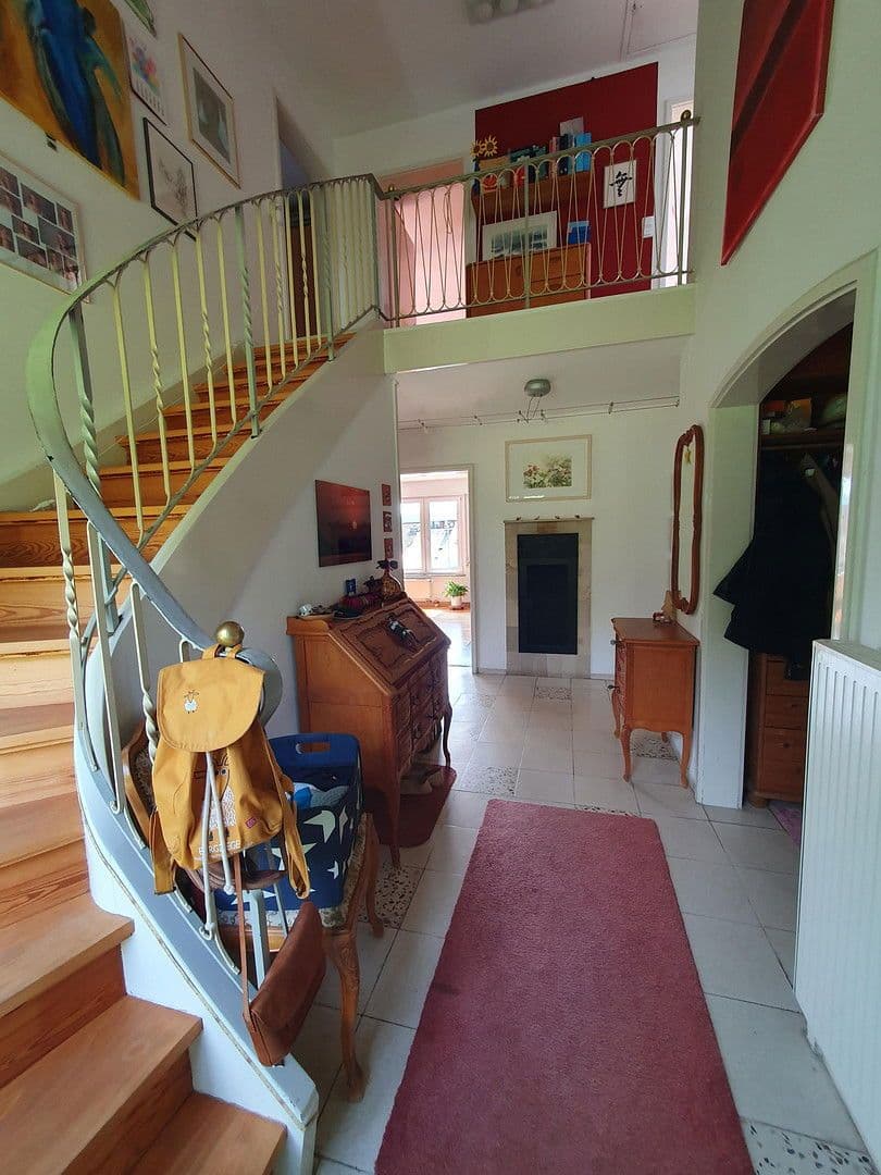 Predaj domu 170 m², pozemek 770 m², Esslingen am Neckar, Bádensko-Wurttembersko Predaj domu 170 m², pozemek 770 m², Esslingen am Neckar, Bádensko-Wurttembersko