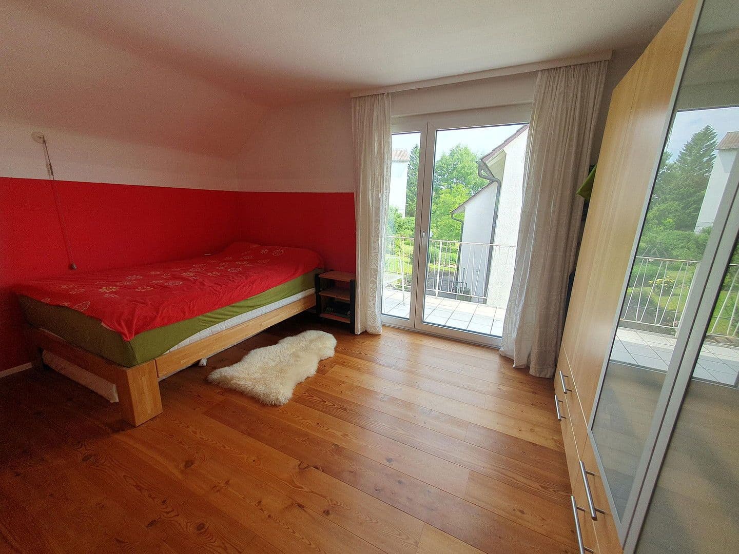 Predaj domu 170 m², pozemek 770 m², Esslingen am Neckar, Bádensko-Wurttembersko Predaj domu 170 m², pozemek 770 m², Esslingen am Neckar, Bádensko-Wurttembersko