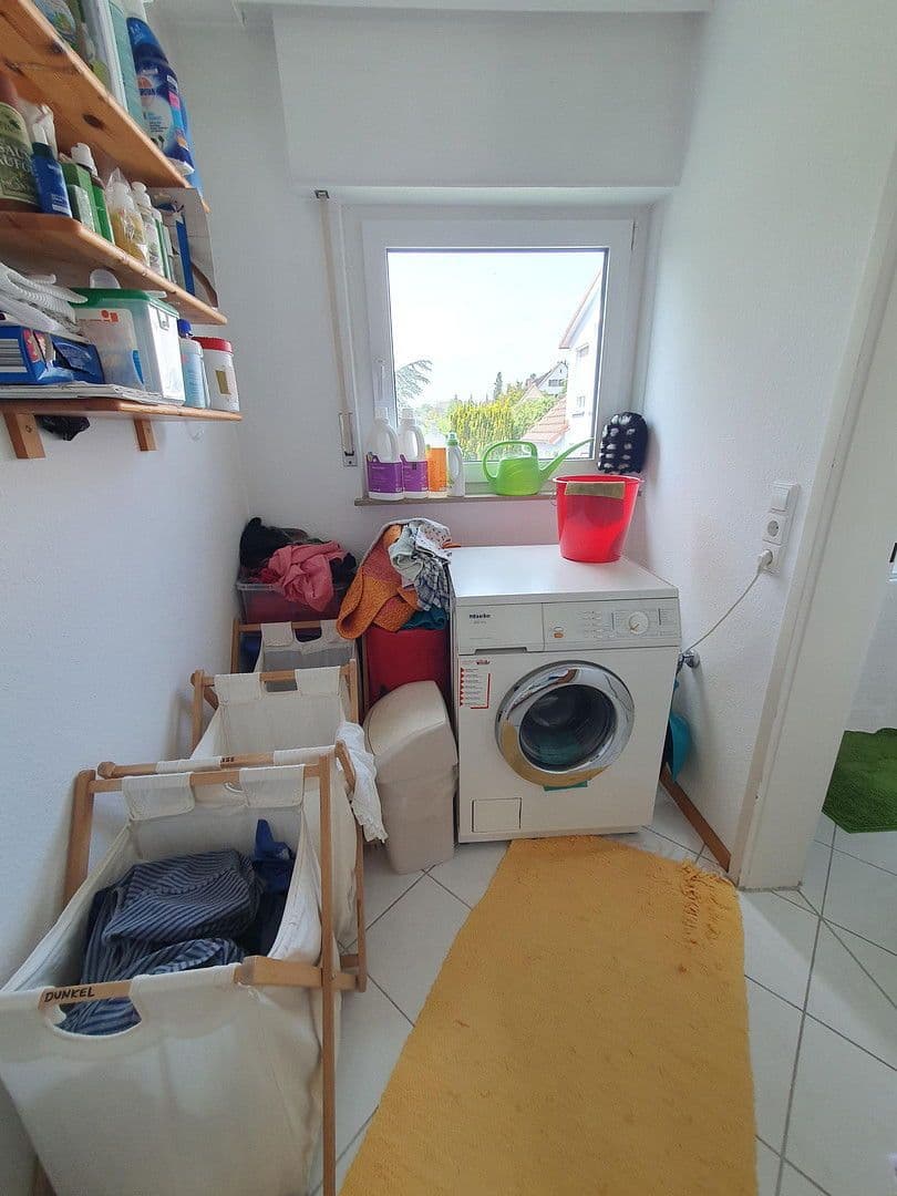 Predaj domu 170 m², pozemek 770 m², Esslingen am Neckar, Bádensko-Wurttembersko Predaj domu 170 m², pozemek 770 m², Esslingen am Neckar, Bádensko-Wurttembersko