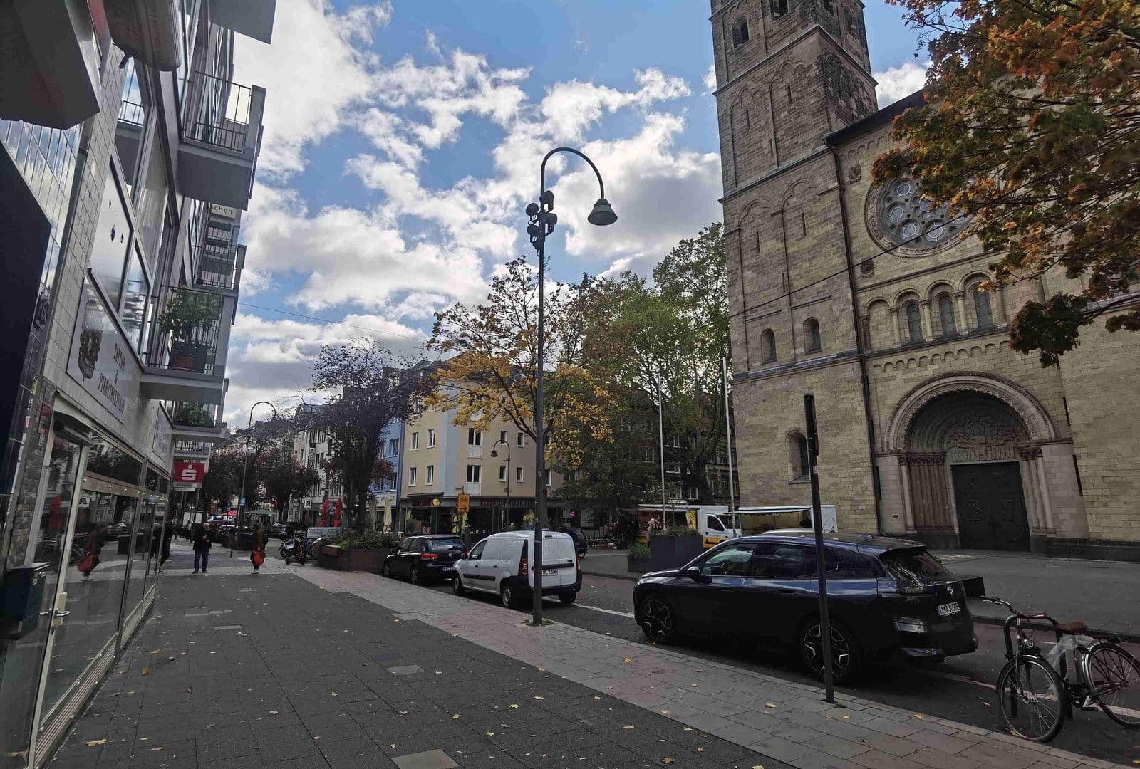 Prenájom bytu 2-izbový 35 m², Deutzer Freiheit 66a, Köln, Severné Porýnie - Westfálsko Prenájom bytu 2-izbový 35 m², Deutzer Freiheit 66a, Köln, Severné Porýnie - Westfálsko