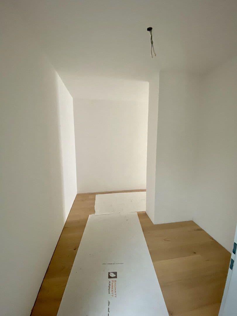 Prenájom bytu 3-izbový 103 m², Bei den Linden 18/1, Laichingen, Bádensko-Wurttembersko Prenájom bytu 3-izbový 103 m², Bei den Linden 18/1, Laichingen, Bádensko-Wurttembersko