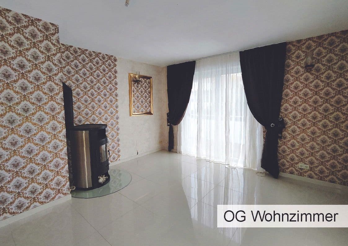 Predaj domu 218 m², pozemek 448 m², Schwäbisch Hall, Bádensko-Wurttembersko Predaj domu 218 m², pozemek 448 m², Schwäbisch Hall, Bádensko-Wurttembersko