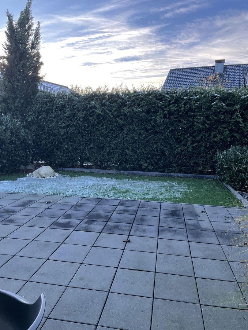 Predaj domu 155 m², pozemek 380 m², Schloß Holte-Stukenbrock, Severné Porýnie - Westfálsko Predaj domu 155 m², pozemek 380 m², Schloß Holte-Stukenbrock, Severné Porýnie - Westfálsko