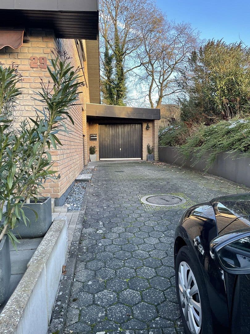 Predaj domu 155 m², pozemek 380 m², Schloß Holte-Stukenbrock, Severné Porýnie - Westfálsko Predaj domu 155 m², pozemek 380 m², Schloß Holte-Stukenbrock, Severné Porýnie - Westfálsko