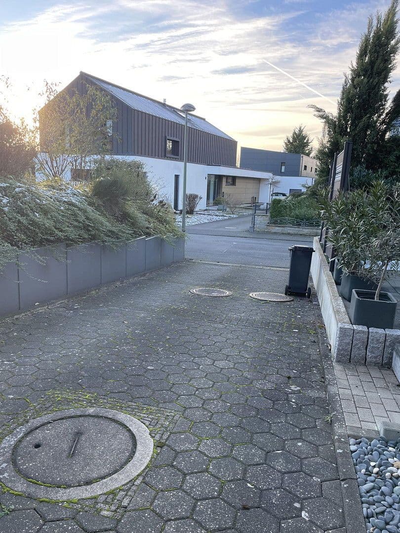 Predaj domu 155 m², pozemek 380 m², Schloß Holte-Stukenbrock, Severné Porýnie - Westfálsko Predaj domu 155 m², pozemek 380 m², Schloß Holte-Stukenbrock, Severné Porýnie - Westfálsko