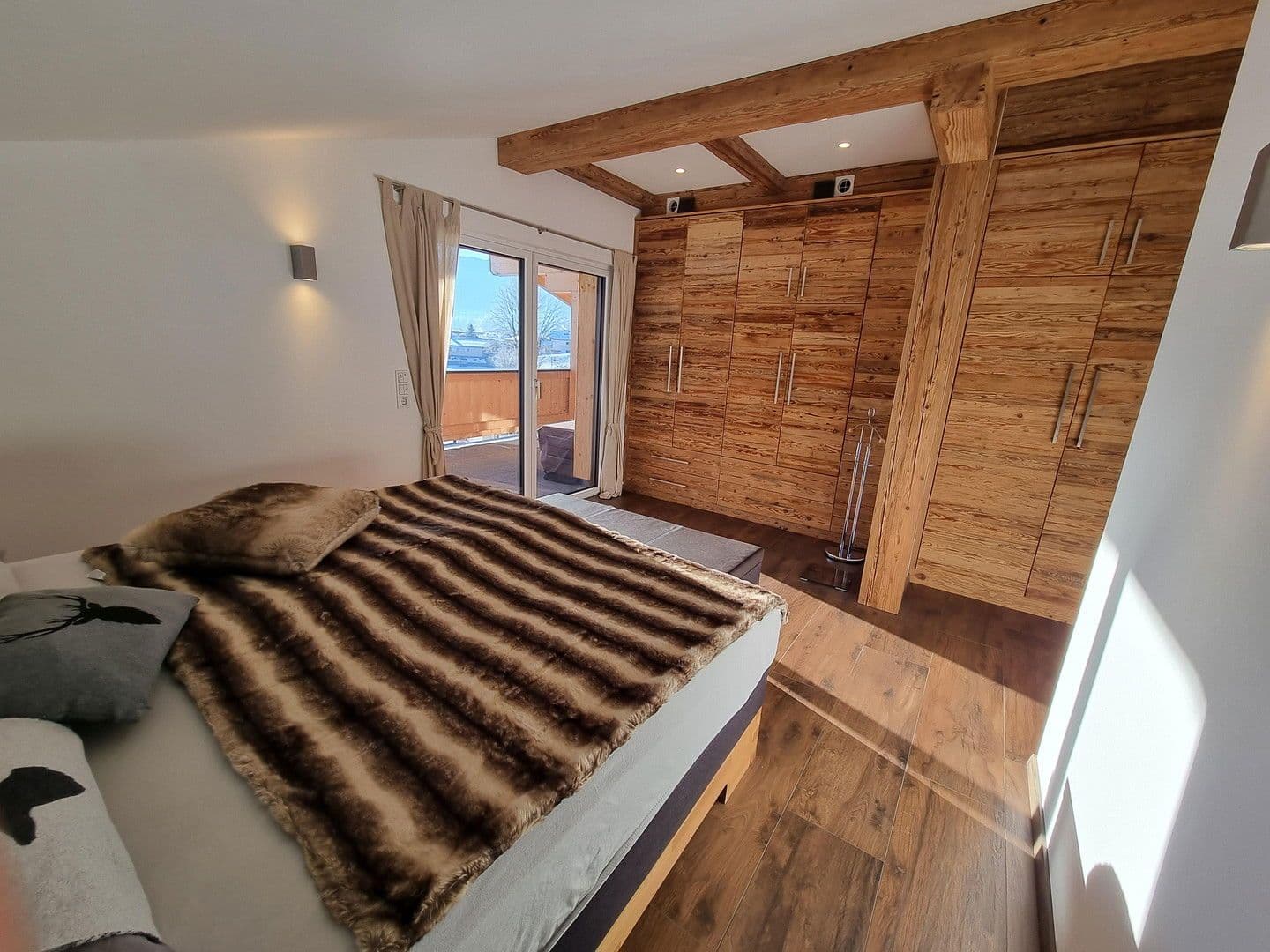 Predaj domu 251 m², pozemek 665 m², Kössen, Tirolsko Predaj domu 251 m², pozemek 665 m², Kössen, Tirolsko