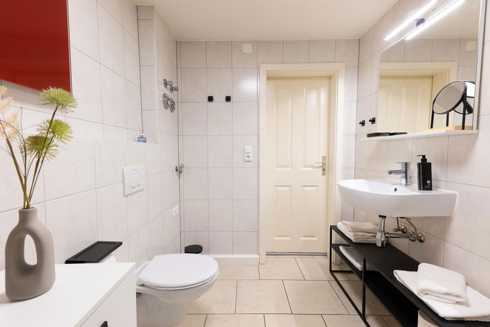 Prenájom bytu 1-izbový 50 m², Beim Märzenbad 15, Augsburg, Bavorsko Prenájom bytu 1-izbový 50 m², Beim Märzenbad 15, Augsburg, Bavorsko