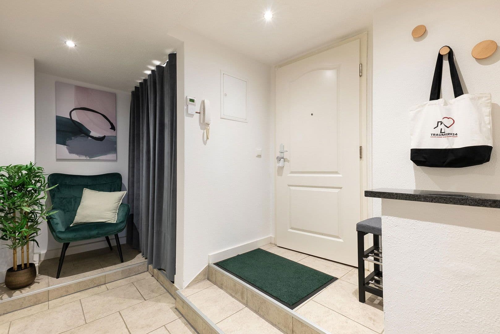 Prenájom bytu 1-izbový 50 m², Beim Märzenbad 15, Augsburg, Bavorsko Prenájom bytu 1-izbový 50 m², Beim Märzenbad 15, Augsburg, Bavorsko