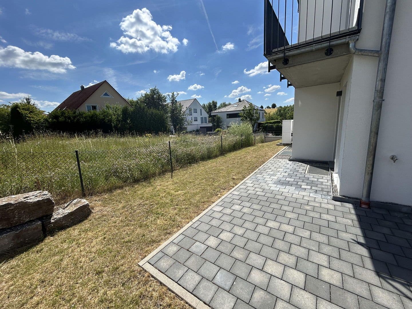 Prenájom bytu 3-izbový 96 m², Am Weidengraben 22, Waldbüttelbrunn, Bavorsko Prenájom bytu 3-izbový 96 m², Am Weidengraben 22, Waldbüttelbrunn, Bavorsko