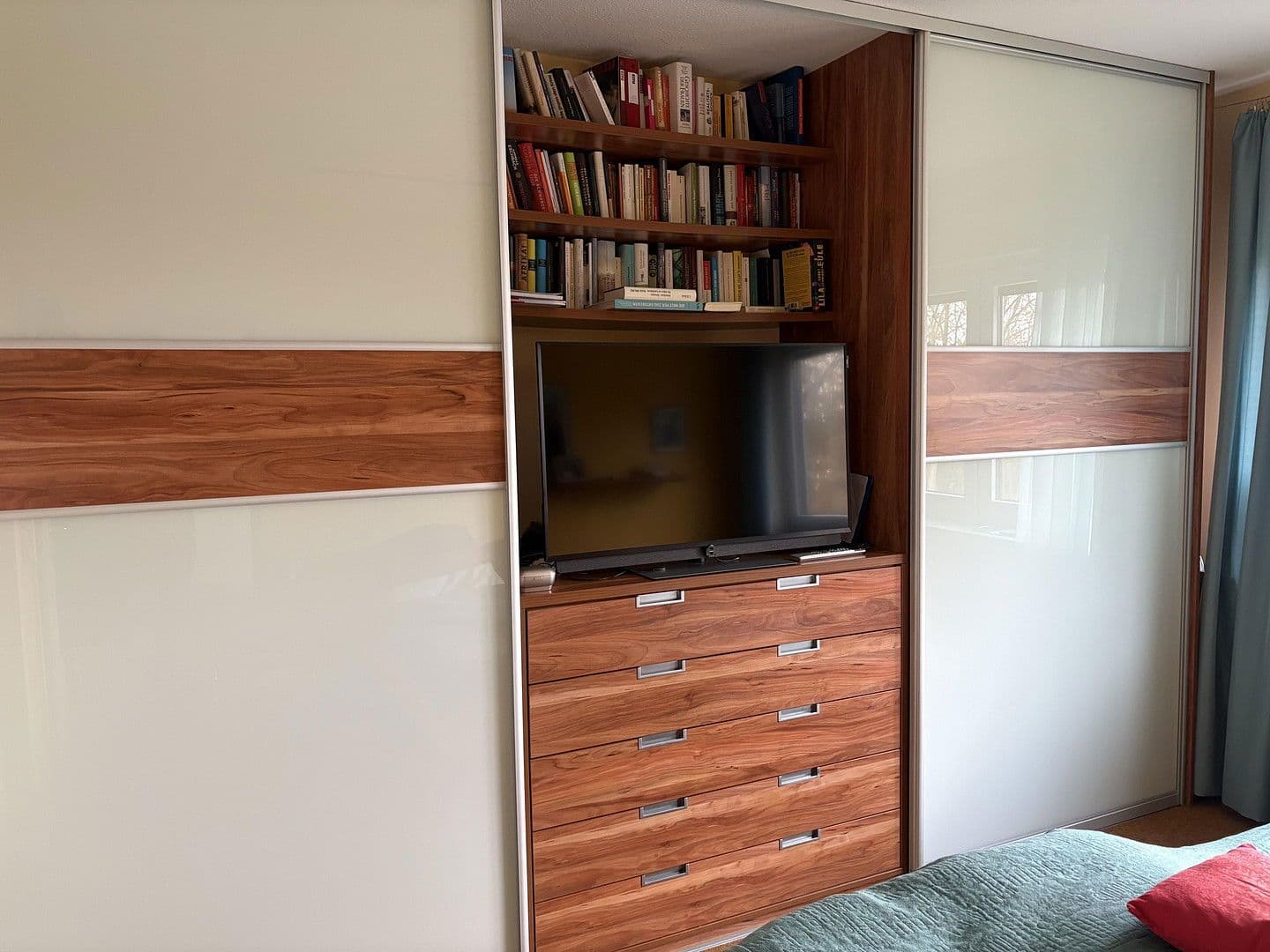 Predaj domu 115 m², pozemek 185 m², Jägerhofstraße, Wuppertal, Severné Porýnie - Westfálsko Predaj domu 115 m², pozemek 185 m², Jägerhofstraße, Wuppertal, Severné Porýnie - Westfálsko