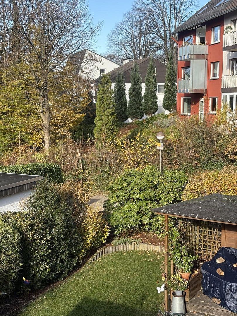 Predaj domu 115 m², pozemek 185 m², Jägerhofstraße, Wuppertal, Severné Porýnie - Westfálsko Predaj domu 115 m², pozemek 185 m², Jägerhofstraße, Wuppertal, Severné Porýnie - Westfálsko