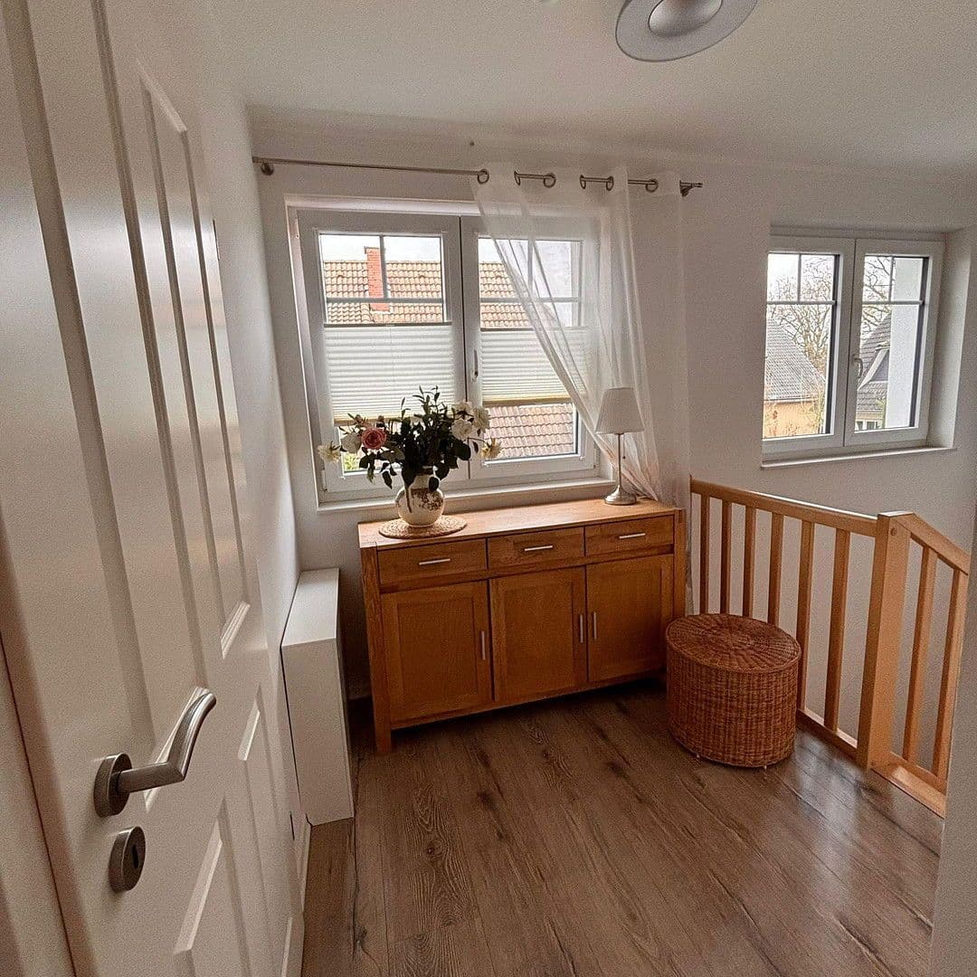 Predaj domu 98 m², pozemek 307 m², Stuhr, Dolné Sasko Predaj domu 98 m², pozemek 307 m², Stuhr, Dolné Sasko