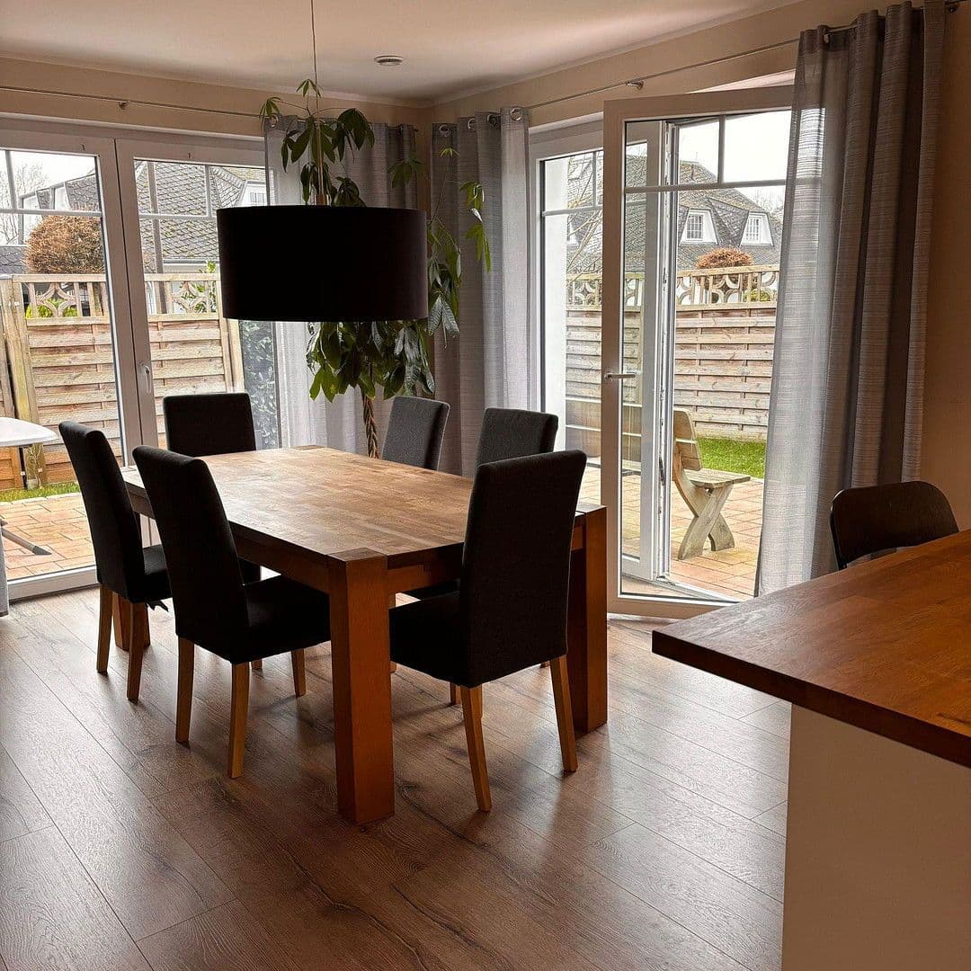 Predaj domu 98 m², pozemek 307 m², Stuhr, Dolné Sasko Predaj domu 98 m², pozemek 307 m², Stuhr, Dolné Sasko