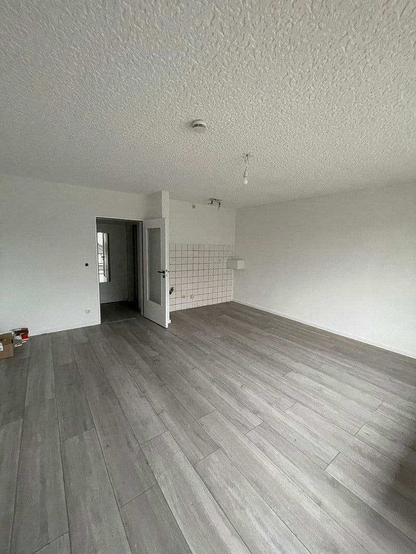 Prenájom bytu 1-izbový 34 m², Hubertusweg 3, Paderborn, Severné Porýnie - Westfálsko Prenájom bytu 1-izbový 34 m², Hubertusweg 3, Paderborn, Severné Porýnie - Westfálsko